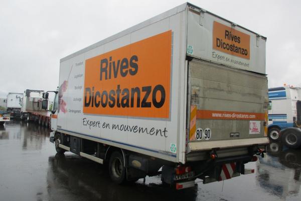 Second hand saleTruck units - RENAULT MIDLUM 180DXI  CAMION FOURGON (Belgique - Europe) - Houffalize Trading s.a.