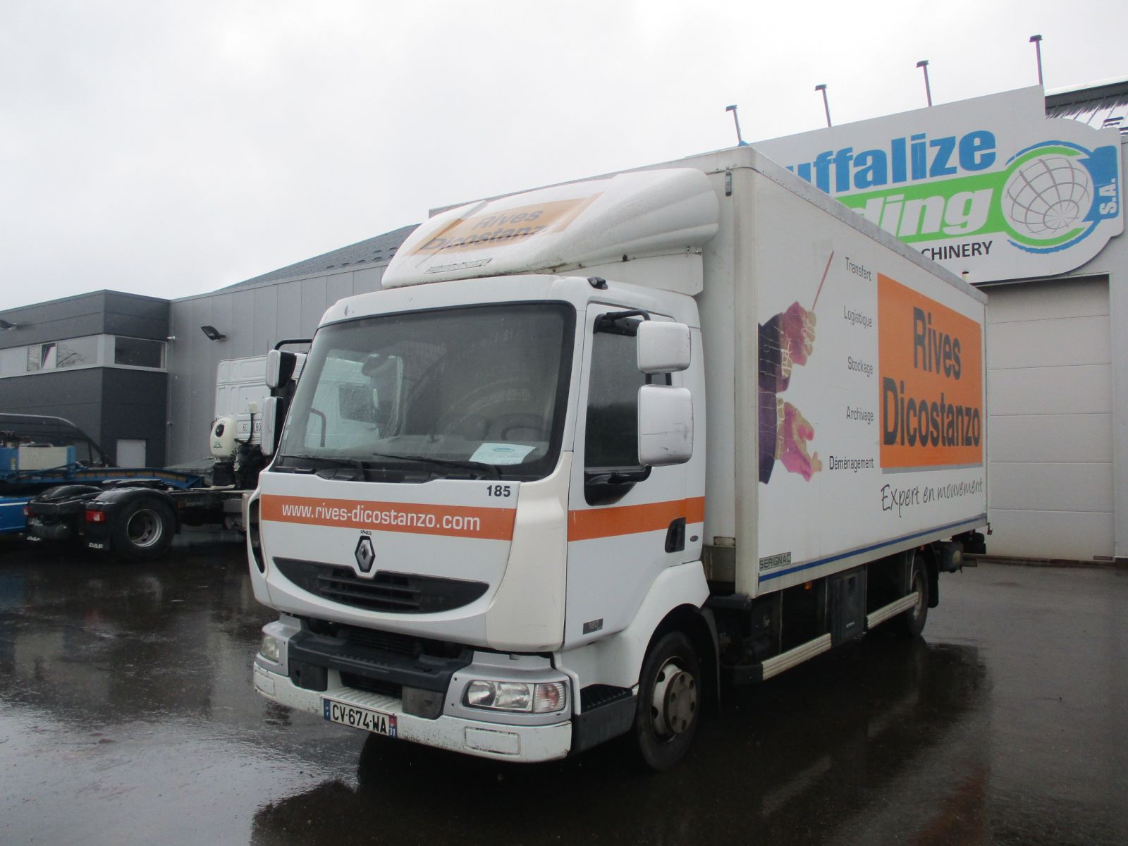 Vente occasion  Porteur - RENAULT MIDLUM 180DXI  CAMION FOURGON (Belgique - Europe) - Houffalize Trading s.a.