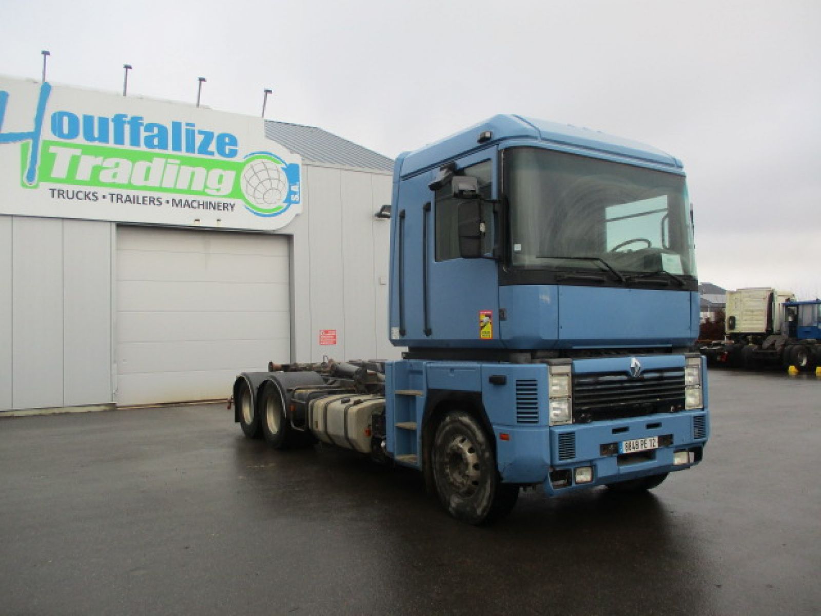 Second hand sale Truck units - RENAULT MAGNUM 440 AE390  Crochet container (Belgique - Europe) - Houffalize Trading s.a.