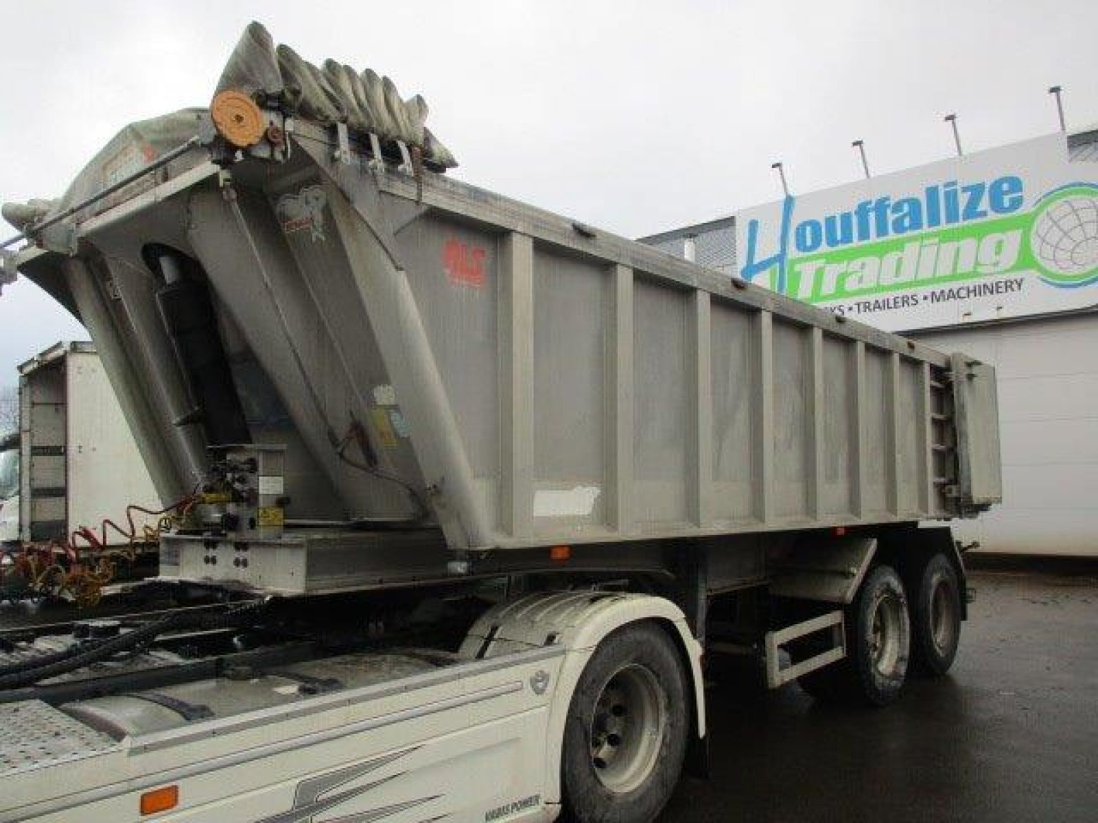 Second hand sale Semi-trailer - BENALU  20M³ benne (Belgique - Europe) - Houffalize Trading s.a.