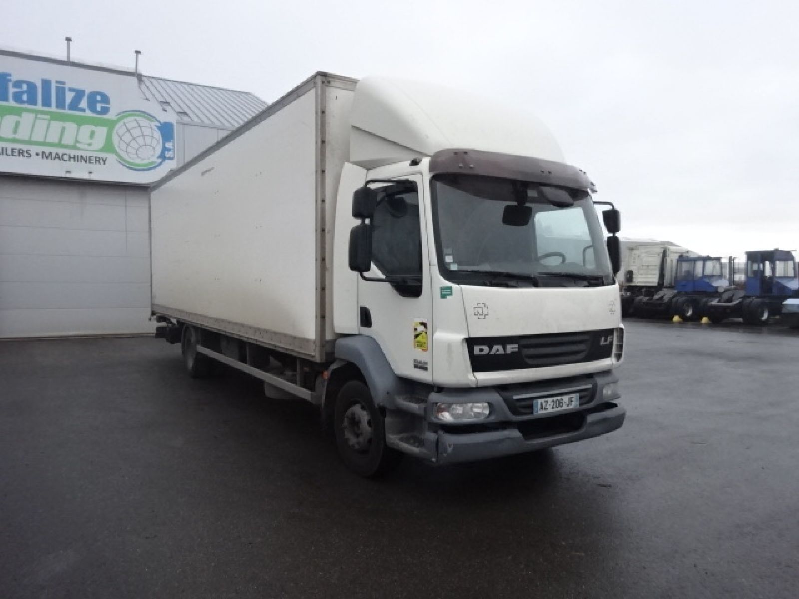 Vente occasion  Porteur - DAF FA LF55 280  FOURGON (Belgique - Europe) - Houffalize Trading s.a.