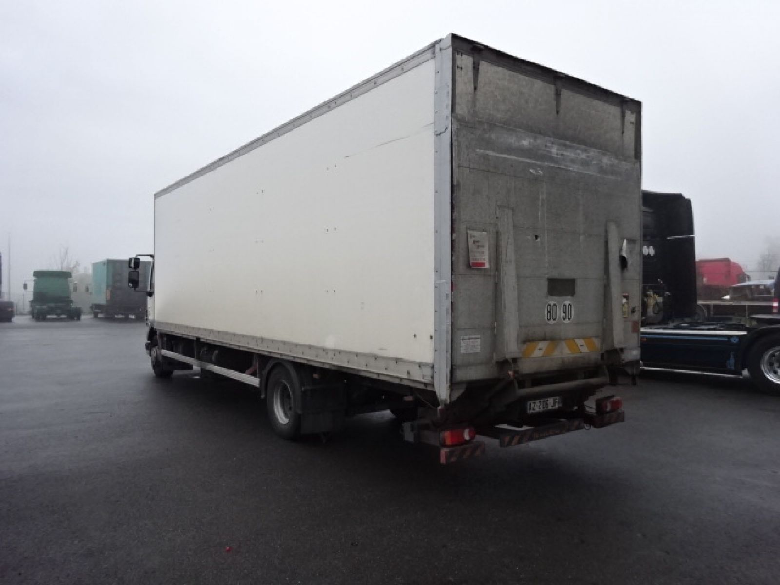 Vente occasion  Porteur - DAF FA LF55 280  FOURGON (Belgique - Europe) - Houffalize Trading s.a.