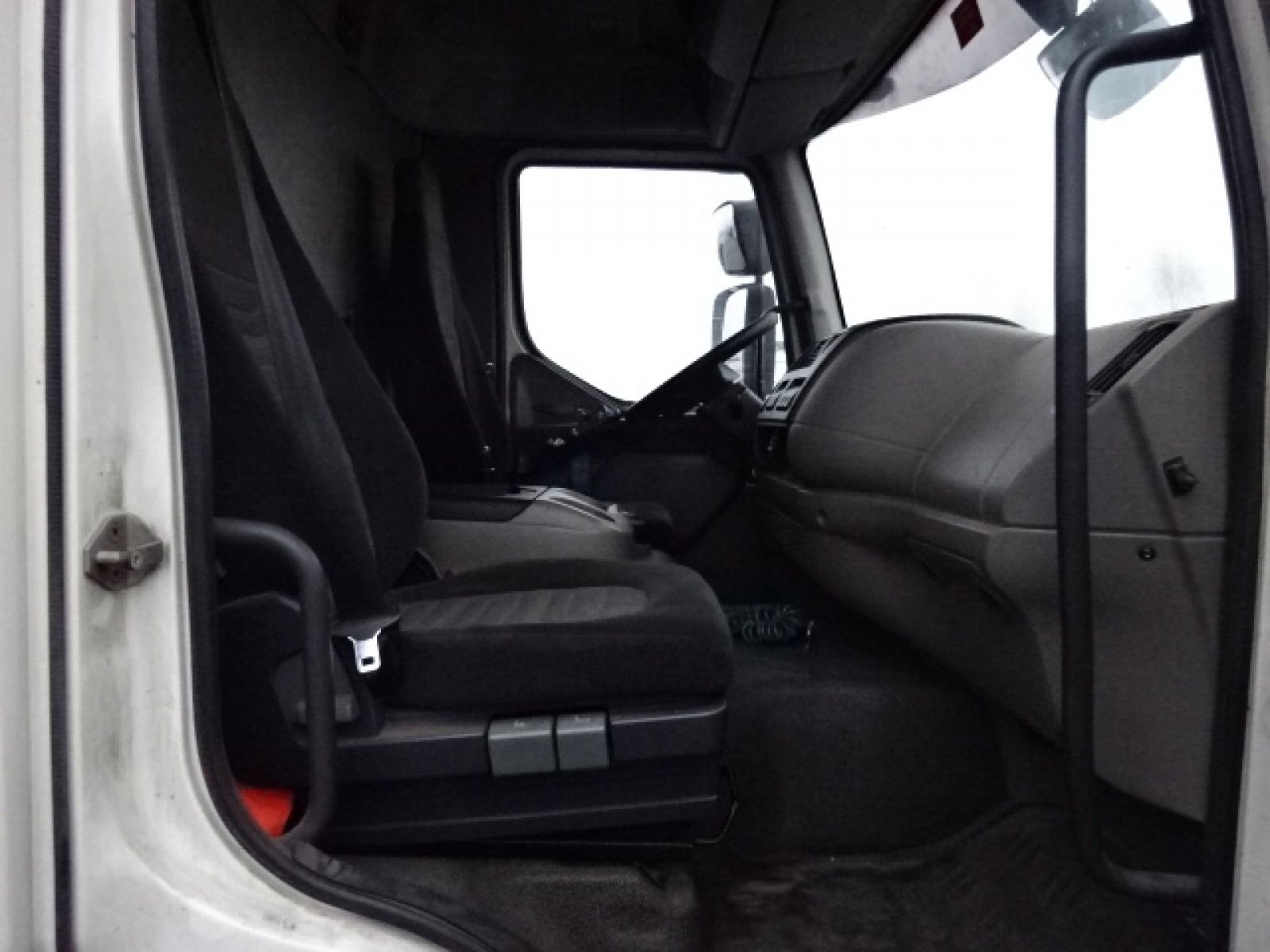 Vente occasion  Porteur - DAF FA LF55 280  FOURGON (Belgique - Europe) - Houffalize Trading s.a.