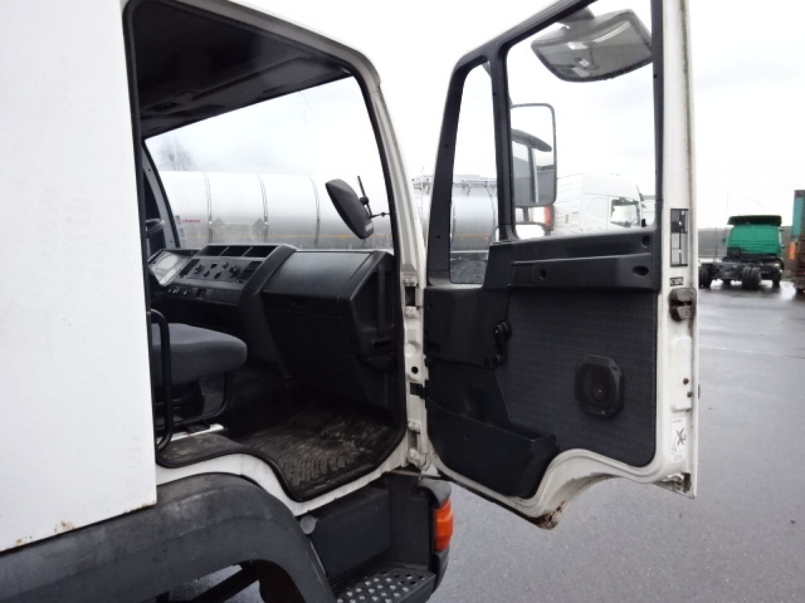 Second hand sale Truck units - MAN 9.163  148 (Belgique - Europe) - Houffalize Trading s.a.