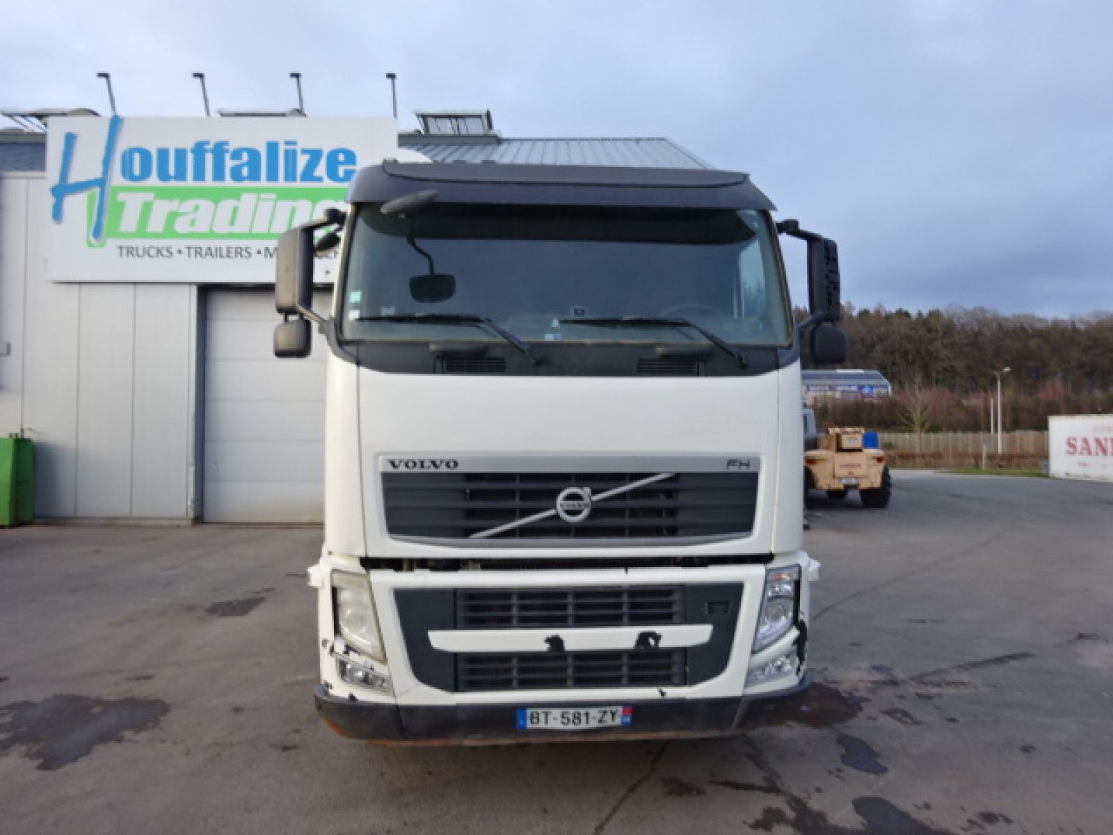 Vente occasion  Tracteur - VOLVO FH 460  Tracteur (Belgique - Europe) - Houffalize Trading s.a.