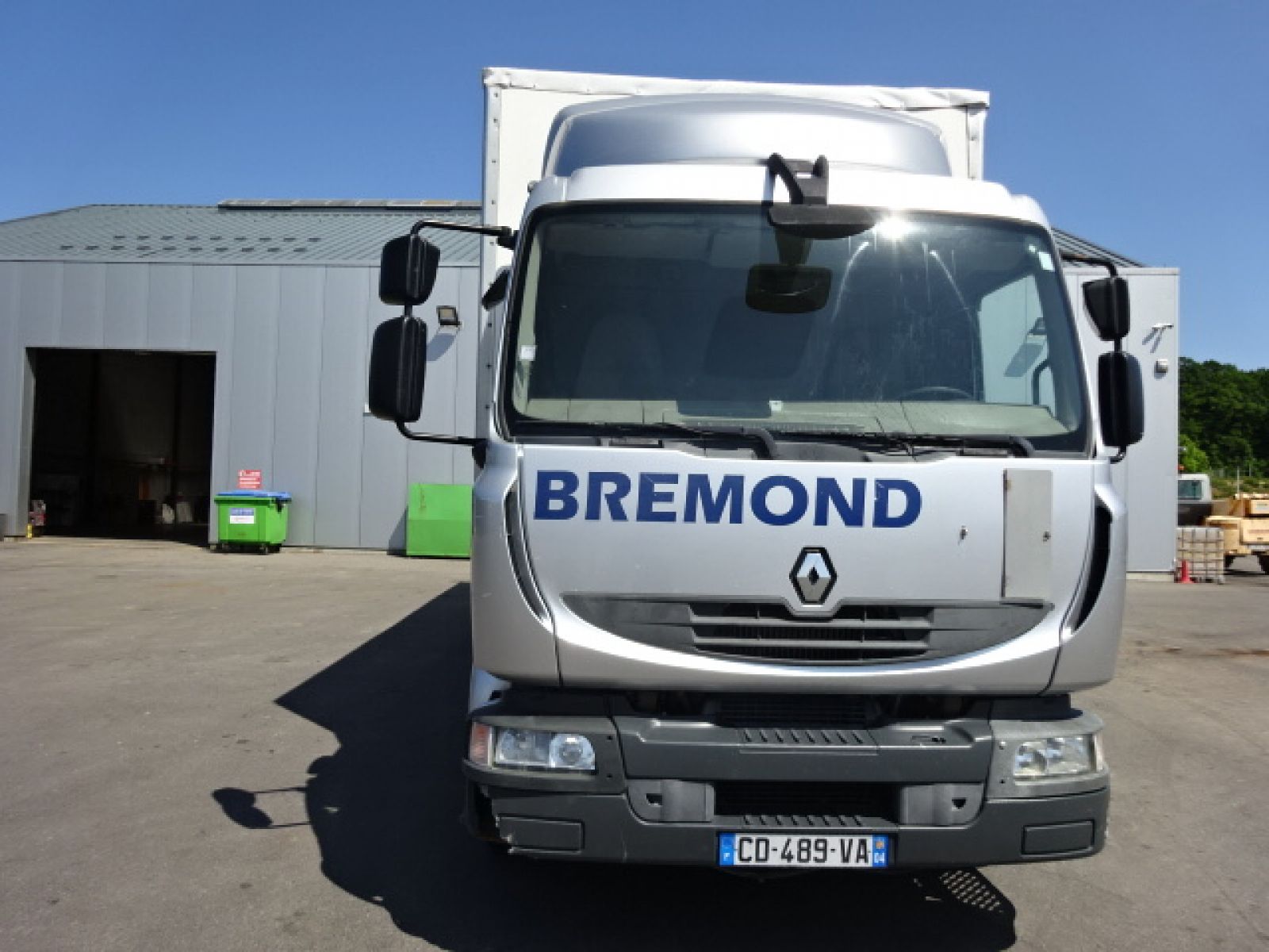 Vente occasion  Porteur - RENAULT Midlum 270 dxi  176 (Belgique - Europe) - Houffalize Trading s.a.