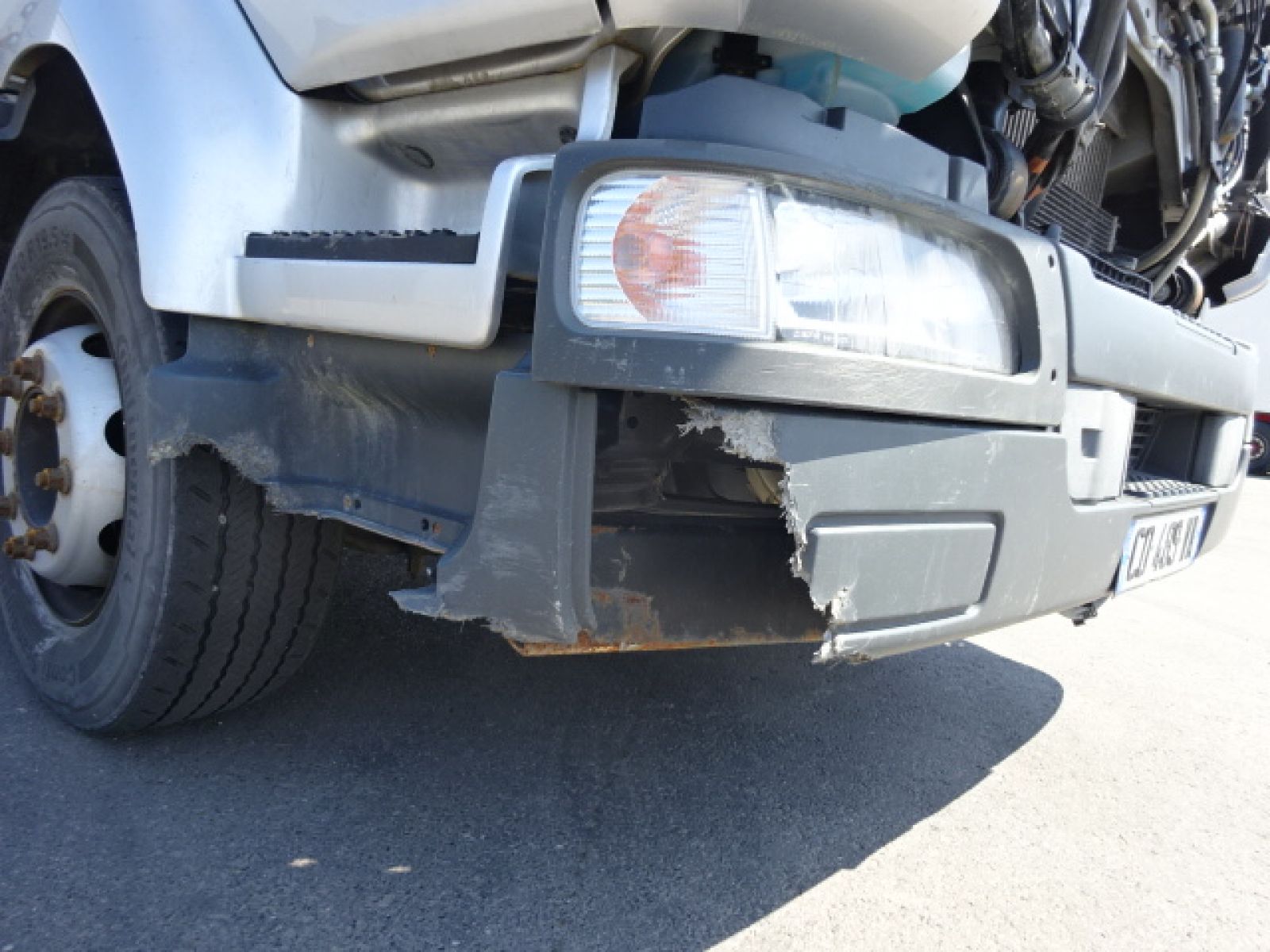 Vente occasion  Porteur - RENAULT Midlum 270 dxi  176 (Belgique - Europe) - Houffalize Trading s.a.