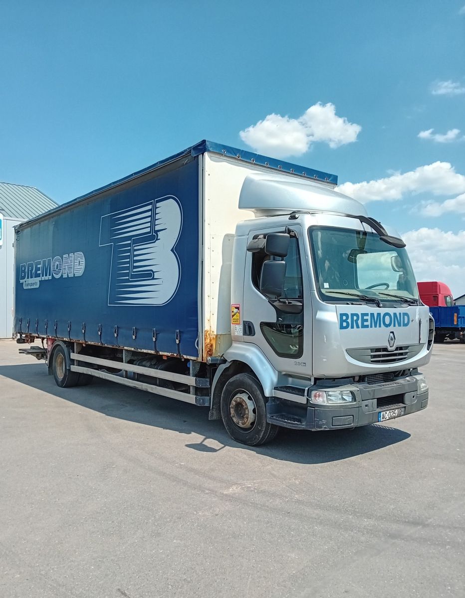 Houffalize Trading s.a. - occasion camion Porteur Fourgon baché RENAULT  MIDLUM 280 dxi Fourgon baché (Belgique - Europe)