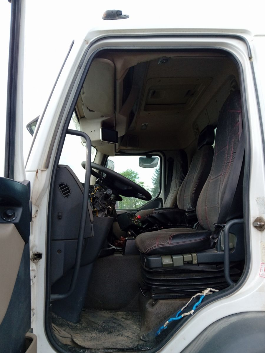 Second hand sale Truck units - RENAULT PREMIUM 320 -MOTEUR HORS SERVICE-  Camion poubelle - BOM (Belgique - Europe) - Houffalize Trading s.a.