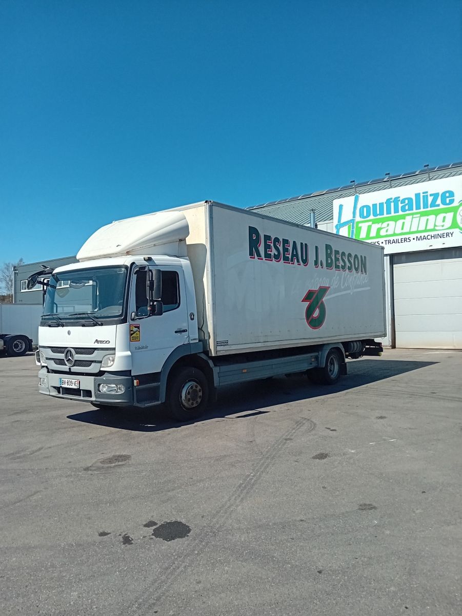  LKW-Einheiten - MERCEDES Atego 1222  CAMION FOURGON (Belgique - Europe) - Houffalize Trading s.a.