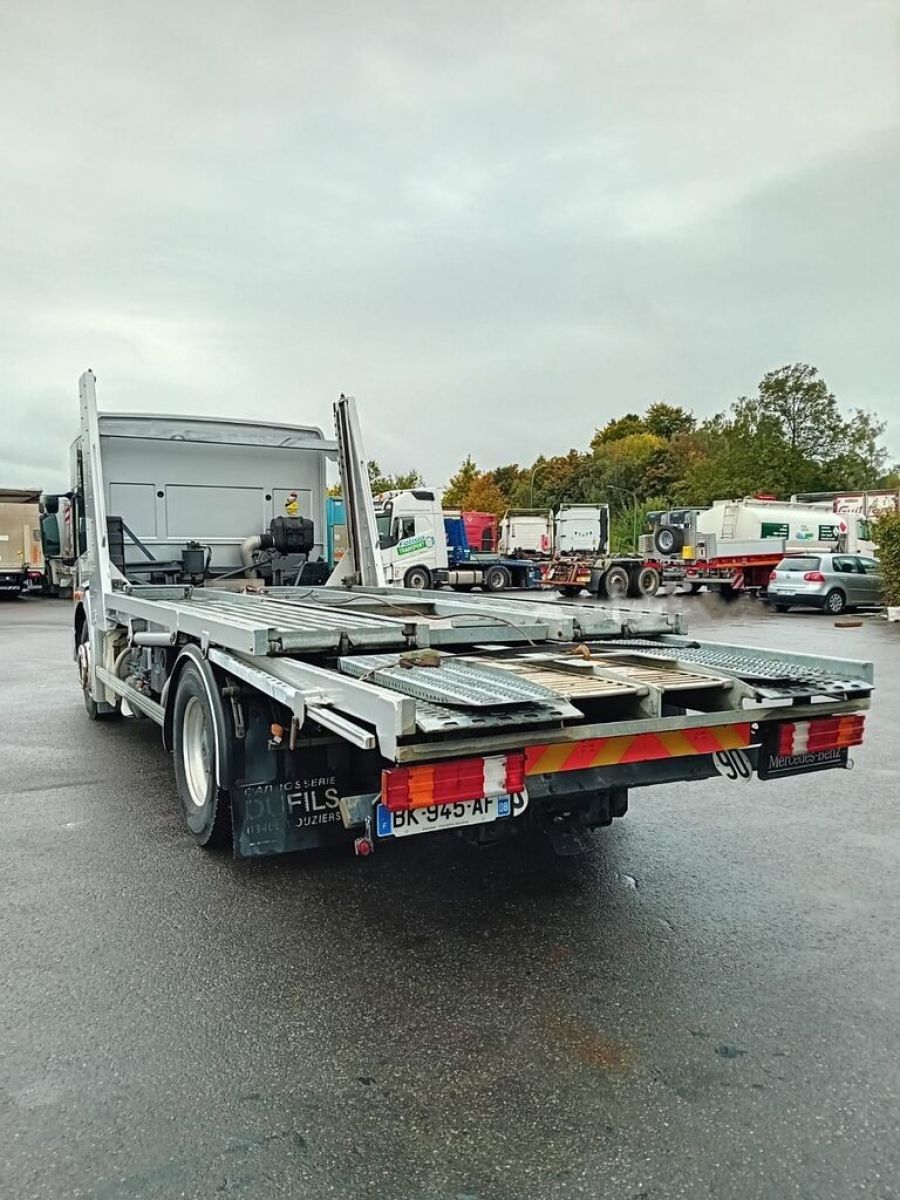  LKW-Einheiten - MERCEDES 1833 - ECONIC  Porte voitures (Belgique - Europe) - Houffalize Trading s.a.