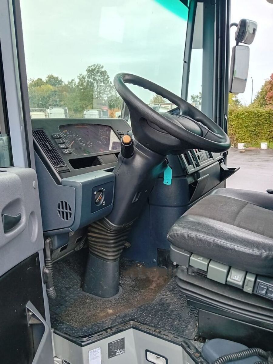  LKW-Einheiten - MERCEDES 1833 - ECONIC  Porte voitures (Belgique - Europe) - Houffalize Trading s.a.