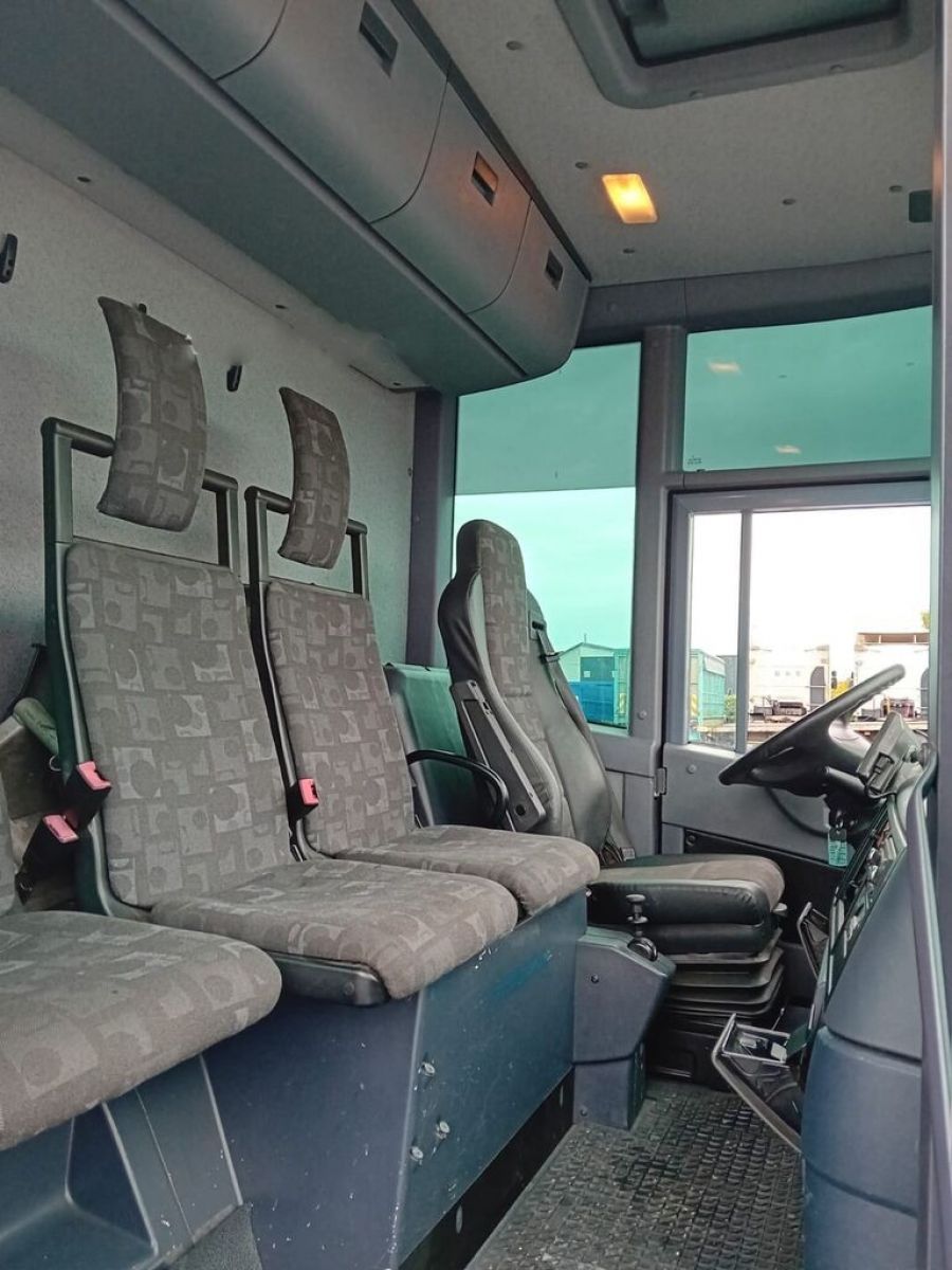  LKW-Einheiten - MERCEDES 1833 - ECONIC  Porte voitures (Belgique - Europe) - Houffalize Trading s.a.