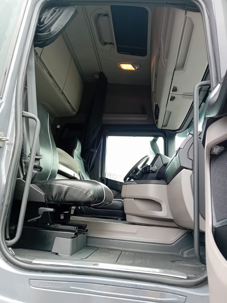 Vente occasion  Tracteur - SCANIA R540  TRACTEUR (Belgique - Europe) - Houffalize Trading s.a.