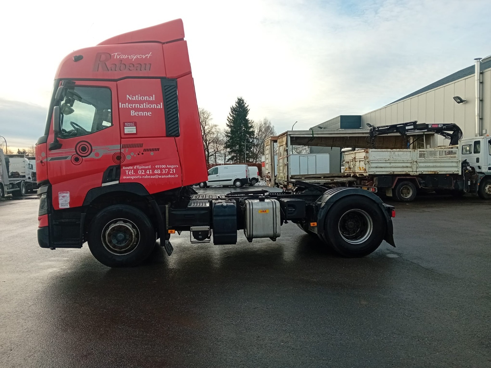 Vente occasion  Tracteur - Renault T460 (Belgique - Europe) - Houffalize Trading s.a.