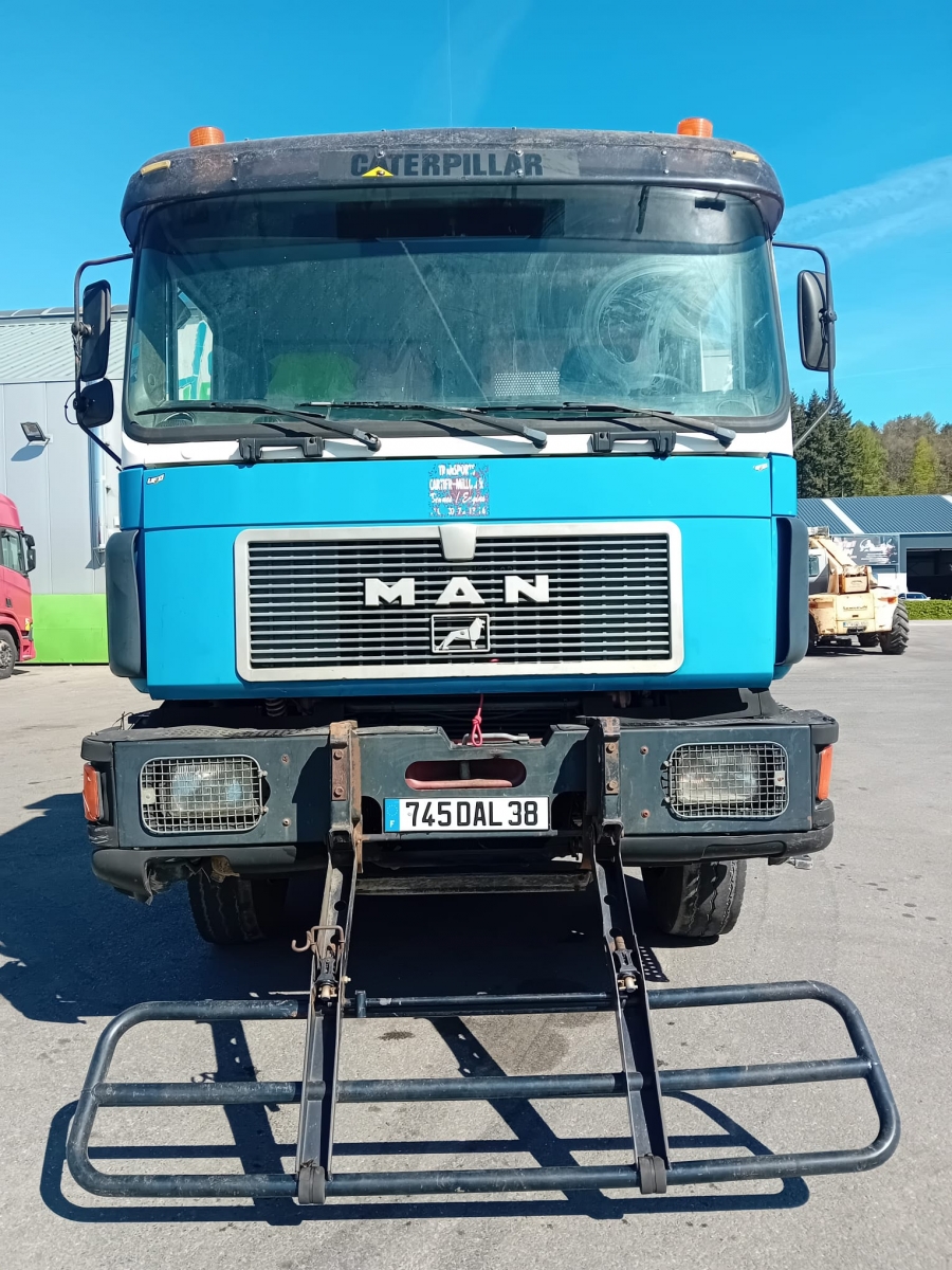Vente occasion  Porteur - MAN 33.422 Camion Benne 8x4 (Belgique - Europe) - Houffalize Trading s.a.