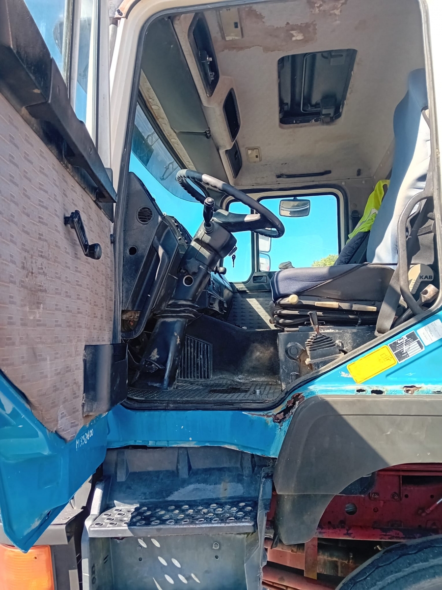 Vente occasion  Porteur - MAN 33.422 Camion Benne 8x4 (Belgique - Europe) - Houffalize Trading s.a.