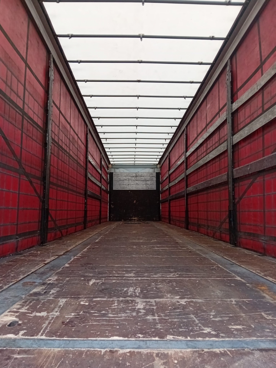 Vente occasion  Remorque - Schmitz Cargobull Bâchée fosse à bobine (Belgique - Europe) - Houffalize Trading s.a.