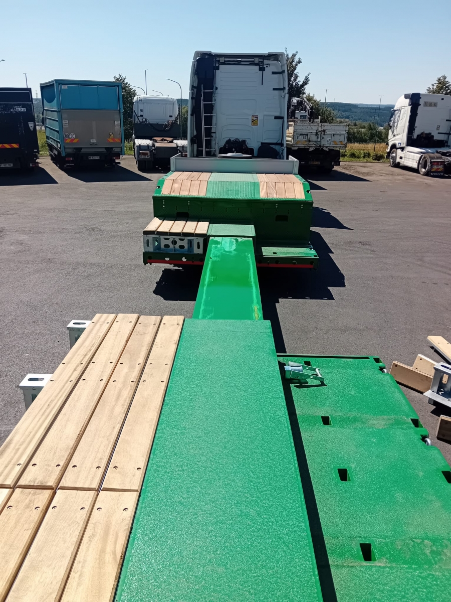  Auflieger - YALCIN Semi-remorque à plateau bas 9M30 + 3M (Belgique - Europe) - Houffalize Trading s.a.
