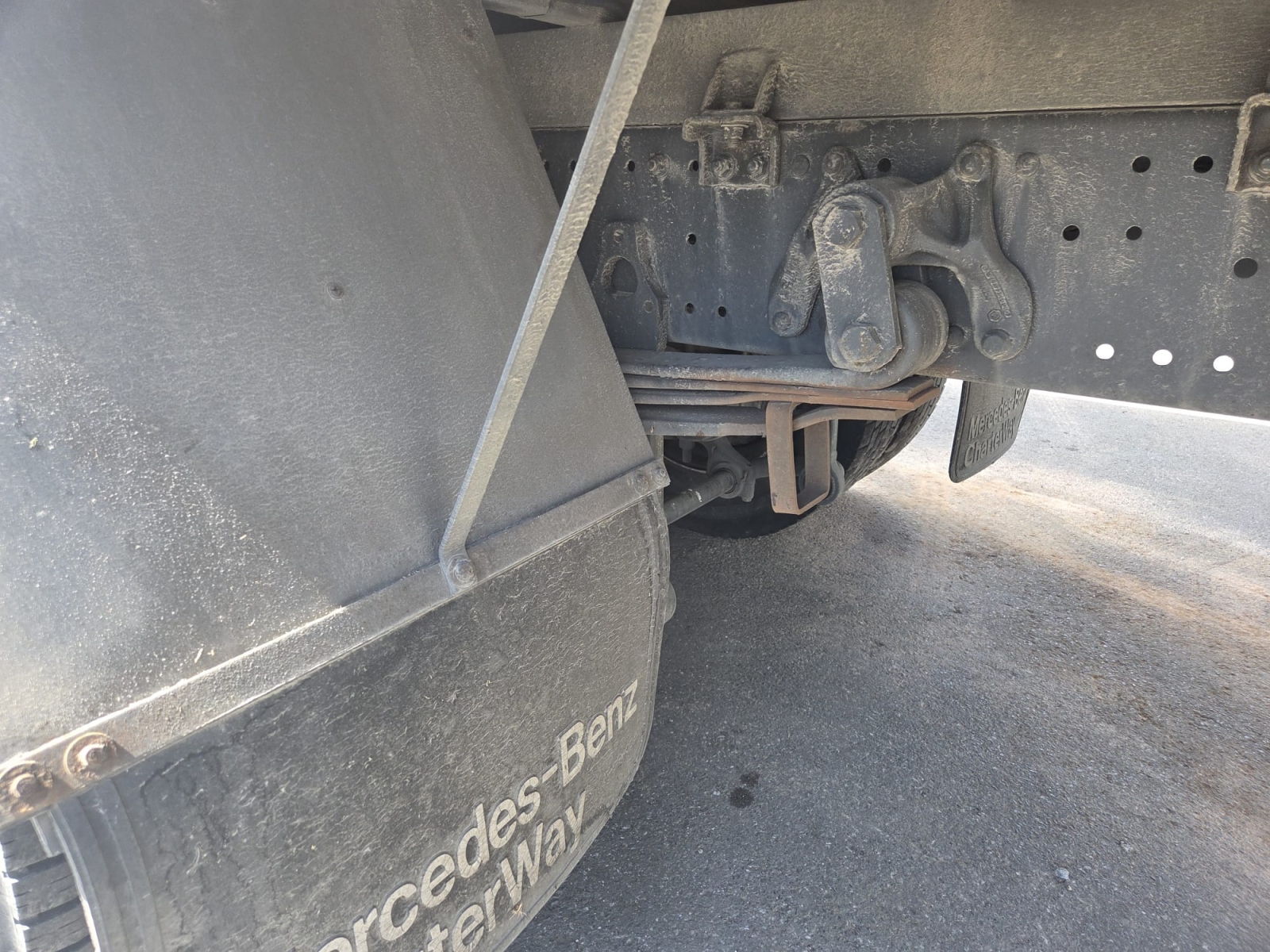 Vente occasion  Porteur - Mercedes-Benz Axor 1829 (Belgique - Europe) - Houffalize Trading s.a.
