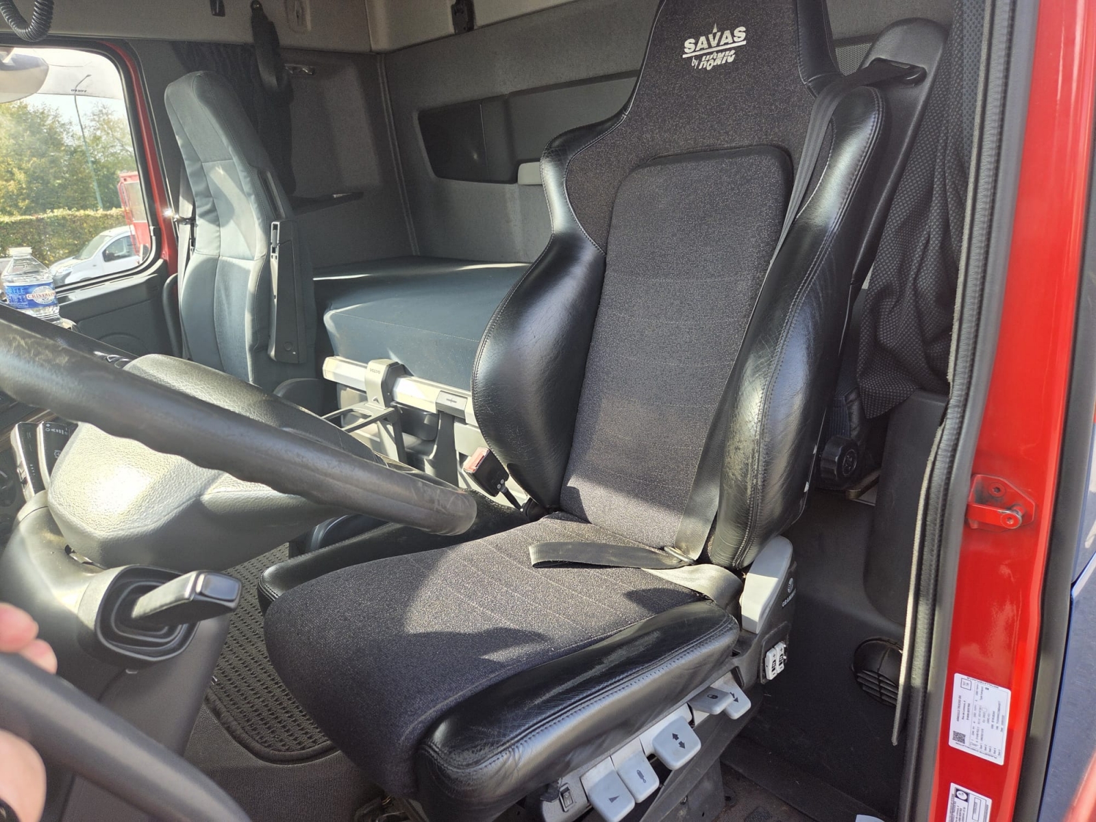 Vente occasion  Porteur - Volvo FH 480 - Camion châssis (Belgique - Europe) - Houffalize Trading s.a.