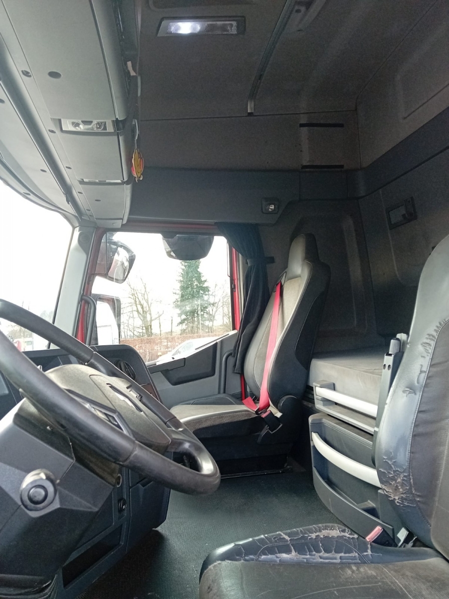 Vente occasion  Tracteur - Renault T460 (Belgique - Europe) - Houffalize Trading s.a.