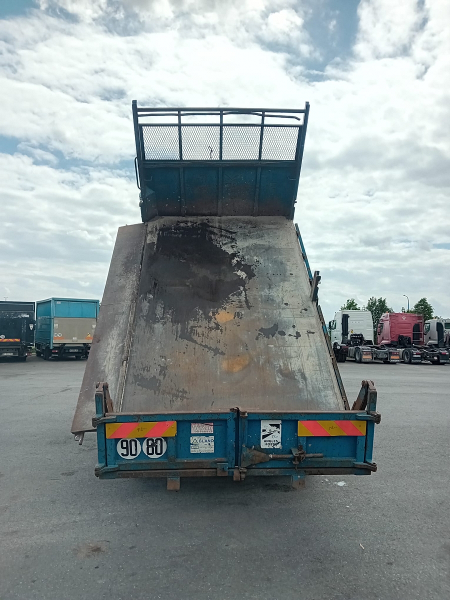 Vente occasion  Porteur - Renault Midlum 180dxi benne (Belgique - Europe) - Houffalize Trading s.a.