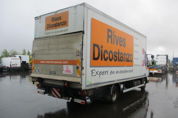 Unidades de camiones - RENAULT MIDLUM 180DXI  CAMION FOURGON (Belgique - Europe) - Houffalize Trading s.a.