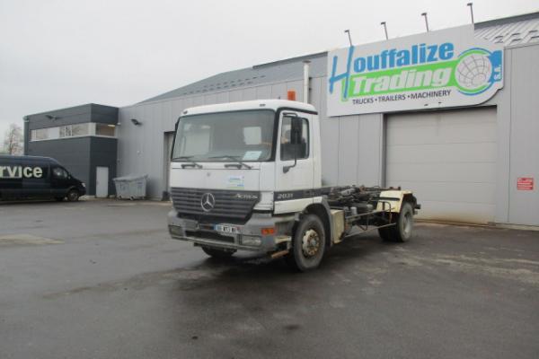 Unidades de camiones - MERCEDES ACTROS 2031  crochet container (Belgique - Europe) - Houffalize Trading s.a.