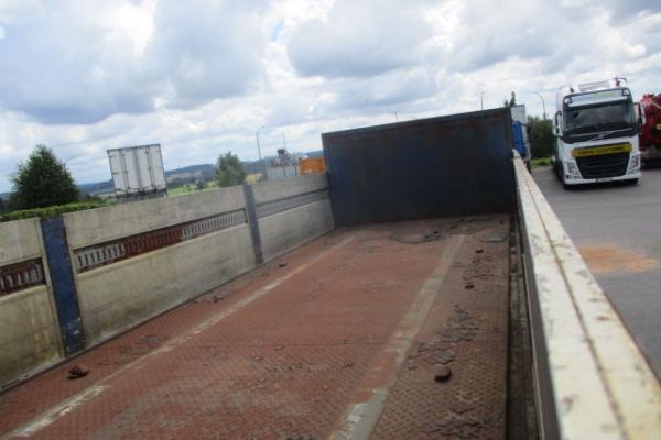 Second hand saleSemi-trailer - DESOT   chariot plateau (Belgique - Europe) - Houffalize Trading s.a.