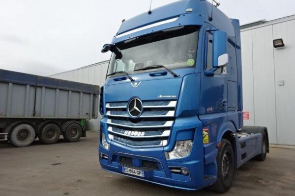 Vente occasion Tracteur - MERCEDES ACTROS 1863 - Retarder Voith  Tracteur (Belgique - Europe) - Houffalize Trading s.a.