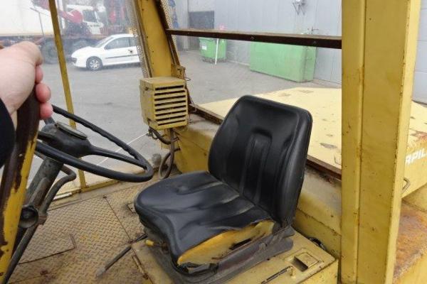 Vente occasion Divers - CATERPILLAR V225  CHARIOT ELEVATEUR (Belgique - Europe) - Houffalize Trading s.a.