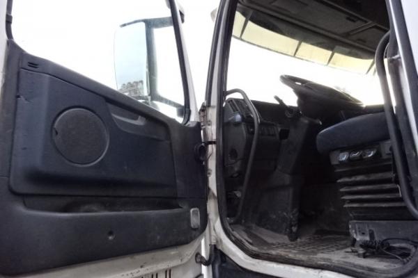 Vente occasion Tracteur - VOLVO FH 460  Tracteur (Belgique - Europe) - Houffalize Trading s.a.