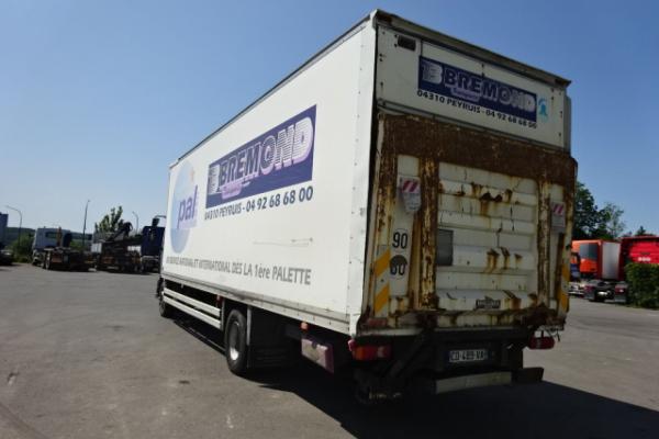 LKW-Einheiten - RENAULT Midlum 270 dxi  Camion fourgon (Belgique - Europe) - Houffalize Trading s.a.