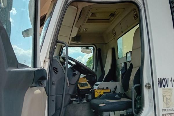 Unidades de camiones - RENAULT Premium 450  Camion benne amovible (Belgique - Europe) - Houffalize Trading s.a.