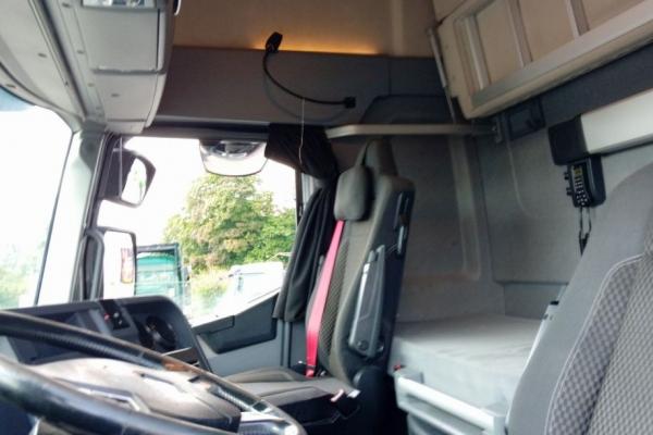 Vente occasion Tracteur - RENAULT T520  TRACTEUR (Belgique - Europe) - Houffalize Trading s.a.