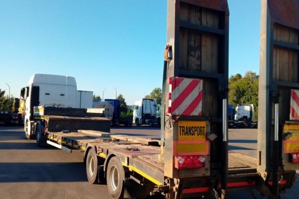 Vente occasion Remorque - KAISER 2 AXLES FULL STEEL SUSPENSION  Porte engins (Belgique - Europe) - Houffalize Trading s.a.