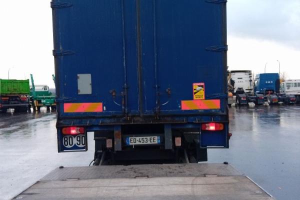 Vente occasion Porteur - RENAULT Premium  CAMION BACHE (Belgique - Europe) - Houffalize Trading s.a.