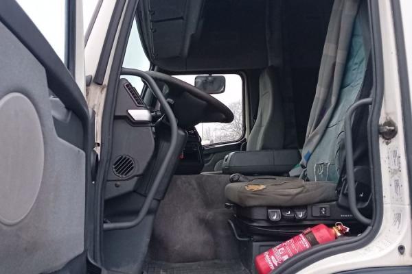 Second hand saleTruck units - VOLVO FM 260  PORTEUR FOURGON (Belgique - Europe) - Houffalize Trading s.a.