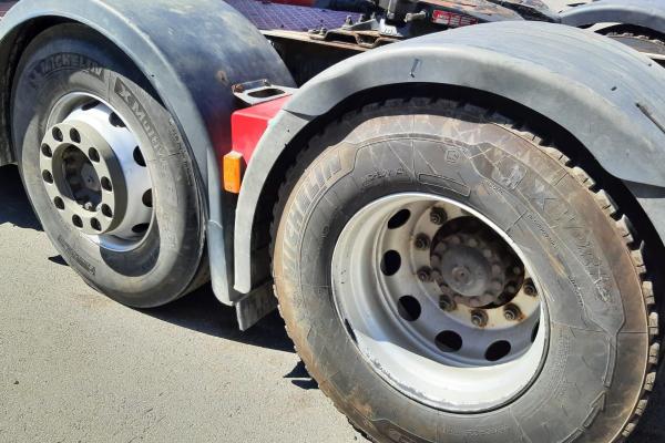 Vente occasion Tracteur - IVECO STRALIS 560  TRACTEUR (Belgique - Europe) - Houffalize Trading s.a.