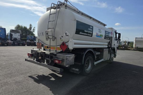 Vente occasion Porteur - VOLVO FM9 4X2  Camion citerne (Belgique - Europe) - Houffalize Trading s.a.