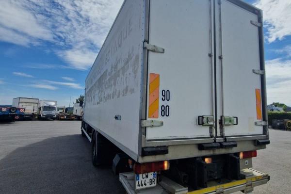 Unidades de camiones - SCANIA 94 310  CAMION FOURGON (Belgique - Europe) - Houffalize Trading s.a.