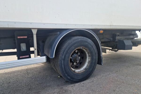 Unidades de camiones - SCANIA 94 310  CAMION FOURGON (Belgique - Europe) - Houffalize Trading s.a.
