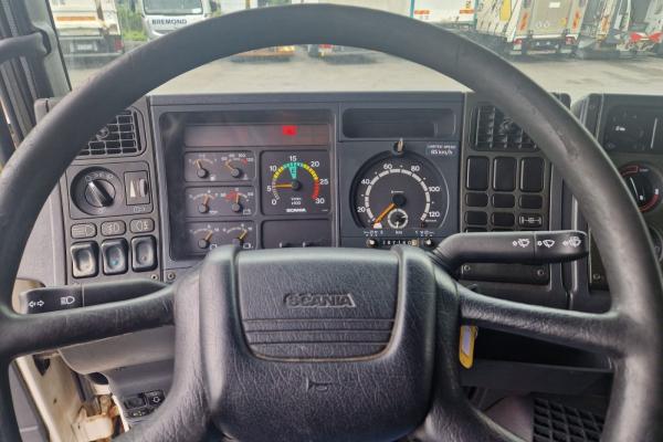 Unidades de camiones - SCANIA 94 310  CAMION FOURGON (Belgique - Europe) - Houffalize Trading s.a.