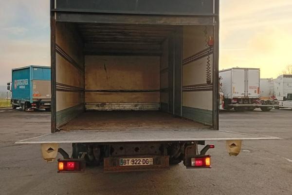 Vente occasion Porteur - IVECO ML 120  Camion fourgon (Belgique - Europe) - Houffalize Trading s.a.
