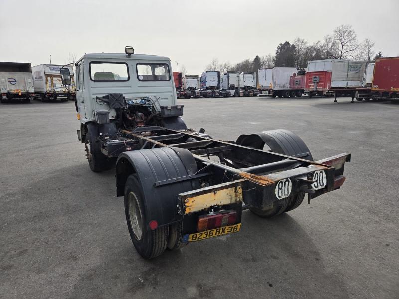 Vente occasion Porteur - Renault Saviem (Belgique - Europe) - Houffalize Trading s.a.