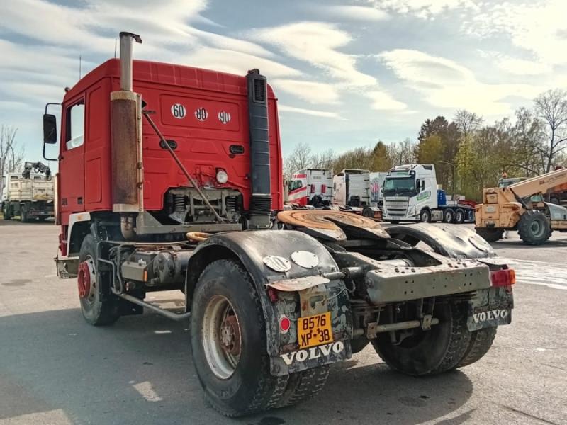 Vente occasion Tracteur - Volvo F12 (Belgique - Europe) - Houffalize Trading s.a.