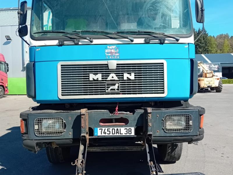 Vente occasion Porteur - MAN 33.422 Camion Benne 8x4 (Belgique - Europe) - Houffalize Trading s.a.